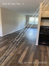 3026 W Iona Terrace in Milwaukee, WI - Building Photo - Building Photo