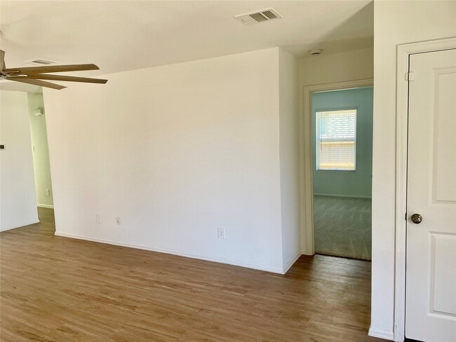 property at 221 Crystal Bay Ln