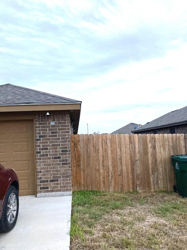 1405 Adela Dr in San Juan, TX - Building Photo - Building Photo