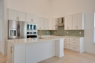 451 E 7th St in Jacksonville, FL - Building Photo - Building Photo