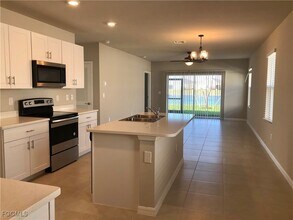 8773 Swell Brooks Ct in North Fort Myers, FL - Building Photo - Building Photo