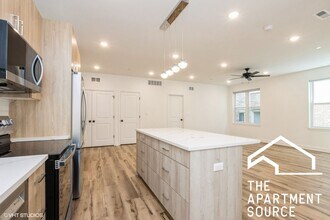 5126 S Kenwood Ave in Chicago, IL - Building Photo - Building Photo