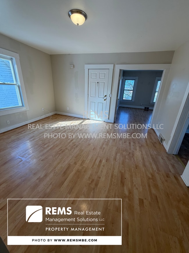 947 Williamson St in Madison, WI - Building Photo - Building Photo