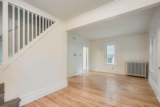 595 Hawthorne Ave E in St. Paul, MN - Building Photo - Building Photo