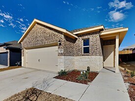 1650 Briar Hunt Dr in Forney, TX - Building Photo