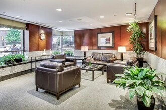 440 N Wabash Ave in Chicago, IL - Building Photo - Building Photo