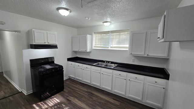 3646 Overton Crossing St in Memphis, TN - Foto de edificio - Building Photo