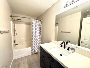 11612 W Aruba Beach Ave in Las Vegas, NV - Building Photo - Building Photo