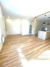 329 Moffat Rue in Verdun, QC - Building Photo - Building Photo