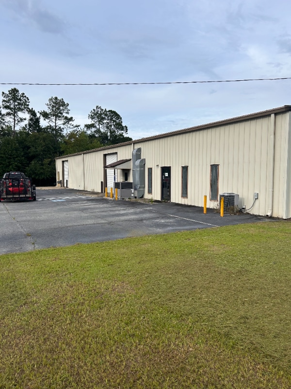 property at 102 Cloverdale Rd
