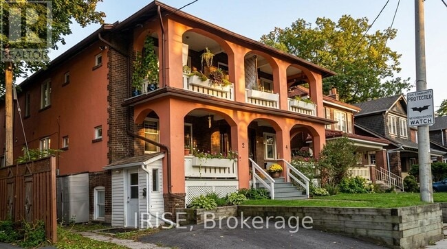 property at 4 Selwood Ave