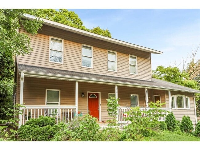 property at 520 Hanlon Ave