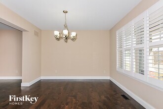 678 Lost Canyon Blvd in Wentzville, MO - Building Photo - Building Photo