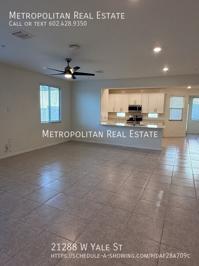 21288 W Yale St in Buckeye, AZ - Foto de edificio - Building Photo