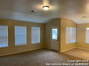 6914 Hallie Spirit in San Antonio, TX - Building Photo - Building Photo