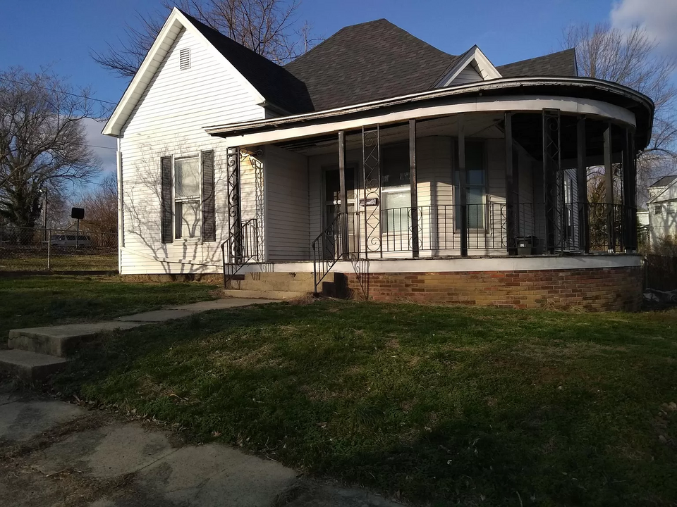 315 Glyndon Ave in Richmond, KY - Building Photo