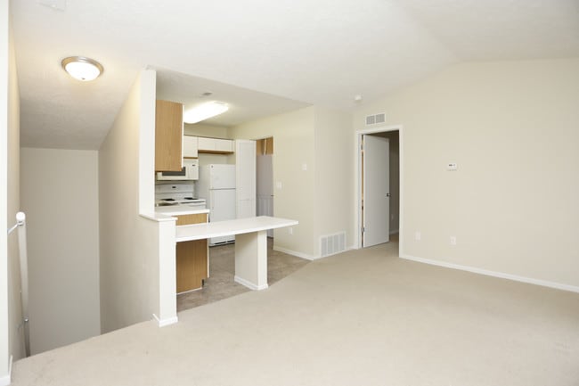 Lake Pointe Village in Traverse City, MI - Foto de edificio - Interior Photo