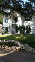 1404 N Holliston Ave in Pasadena, CA - Building Photo - Building Photo
