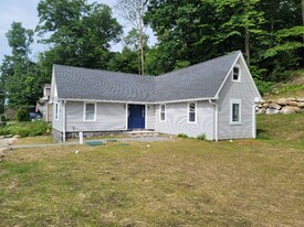 225 Lakeside Ave in Hopatcong, NJ - Building Photo