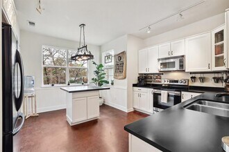 140 Onini Ct in Bastrop, TX - Building Photo - Building Photo