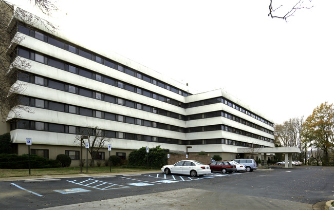 John Calvin Apartments in Hixson, TN - Foto de edificio - Building Photo