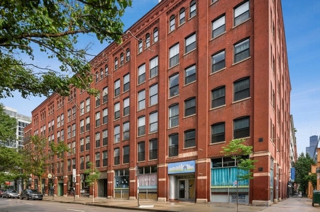 property at 225 W Huron St