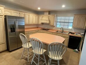 811 Avenida De Leon in Rancho Viejo, TX - Building Photo - Building Photo