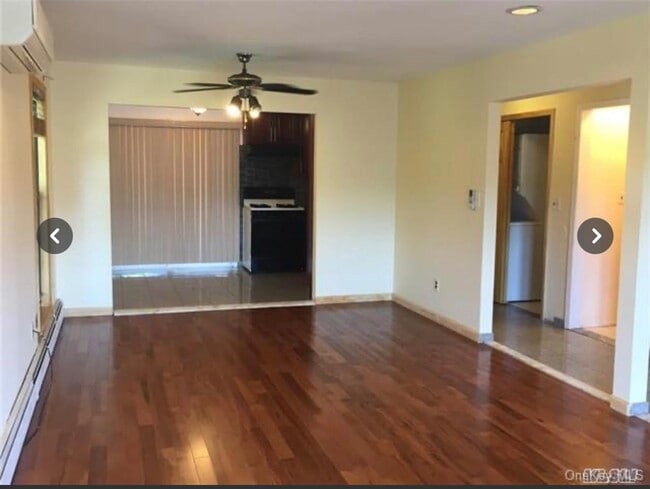 350 Bayview Ave in Manhasset, NY - Building Photo - Building Photo
