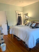 26 Park Vale Ave in Boston, MA - Building Photo - Building Photo