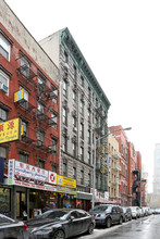 78-80 Mulberry St in New York, NY - Building Photo - Building Photo