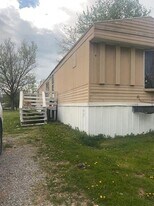 599 Harris Creek Rd in Stanford, KY - Building Photo