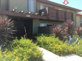 615 Fredricks Ave, Unit 166 in Oceanside, CA - Building Photo
