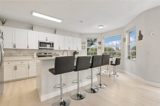 150 NW 151st Ave in Pembroke Pines, FL - Building Photo - Building Photo