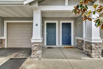 6330 Isaac Ave SE in Auburn, WA - Building Photo - Building Photo