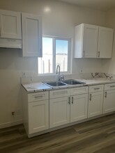 1417 West Blvd, Unit Apartment West in Los Angeles, CA - Foto de edificio - Building Photo