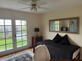 102 E Buena Vista Ave in Orange, CA - Building Photo