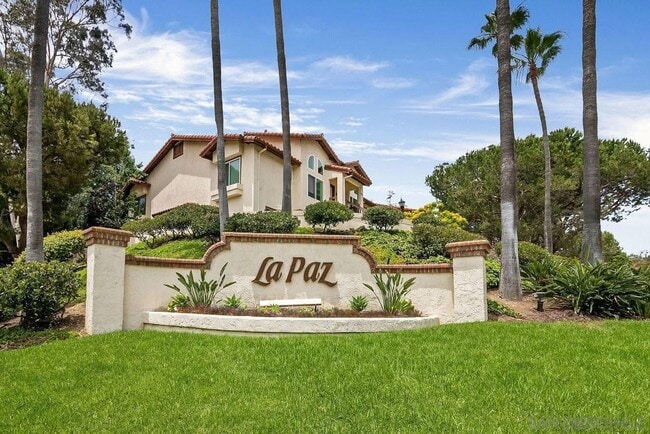 4030 Porte La Paz, Unit 90 in San Diego, CA - Building Photo - Building Photo