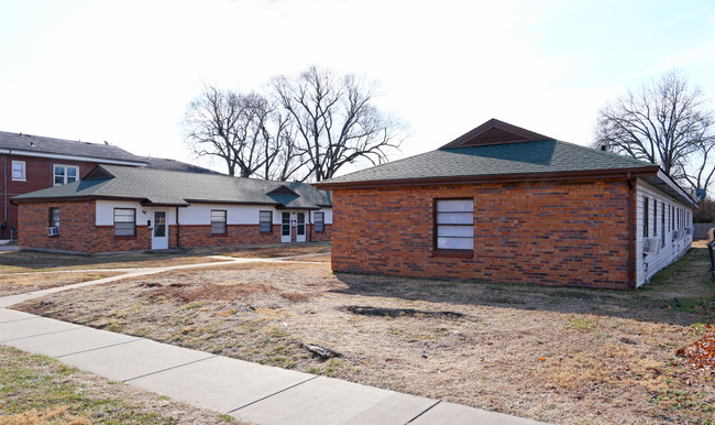 440 E Cherry in Springfield, MO - Building Photo - Building Photo