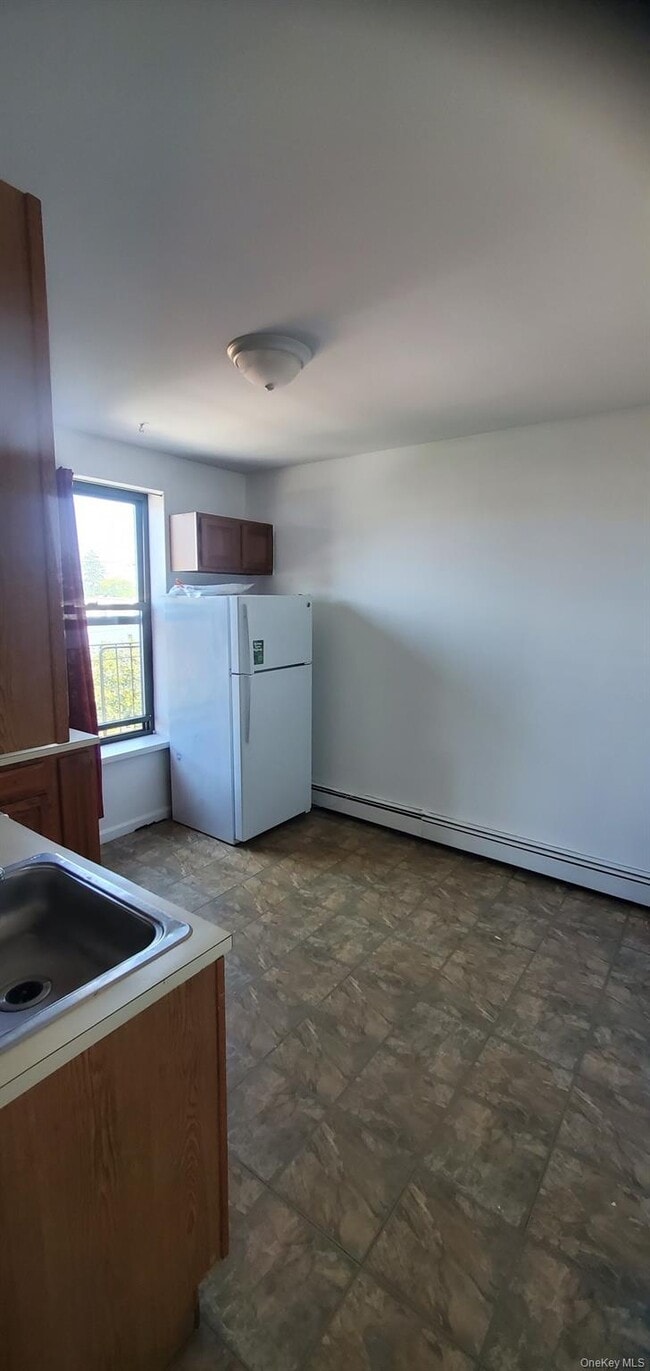 199-20 32nd Ave in Queens, NY - Building Photo - Building Photo