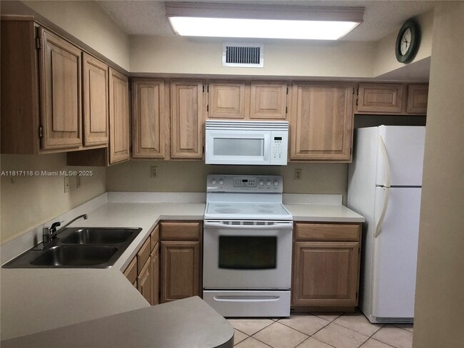 property at 1280 S Alhambra Cir