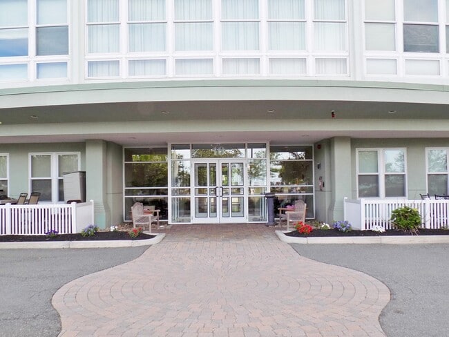 10 Ocean Ave in Revere, MA - Building Photo - Building Photo