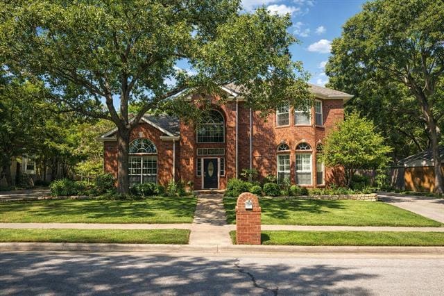 property at 7941 Arlie Ln