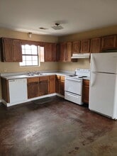 393 Brian in Bono, AR - Building Photo - Building Photo