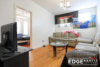 24 Ashford St, Unit 4 in Boston, MA - Foto de edificio - Building Photo