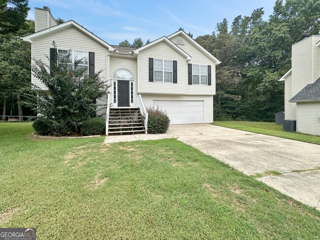 5087 Limerick Ln in Flowery Branch, GA - Building Photo - Building Photo