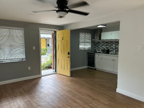 1167 Grove St in Clearwater, FL - Building Photo - Building Photo