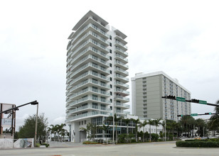 Eden House in Miami Beach, FL - Building Photo - Building Photo