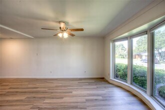 10630 Sandpiper Ln in Dallas, TX - Building Photo - Building Photo