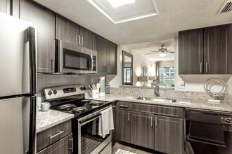 Rosemont Siena Cove in Plantation, FL - Foto de edificio - Interior Photo