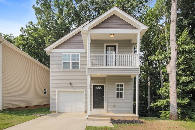 property at 111 Lookout Point Pl